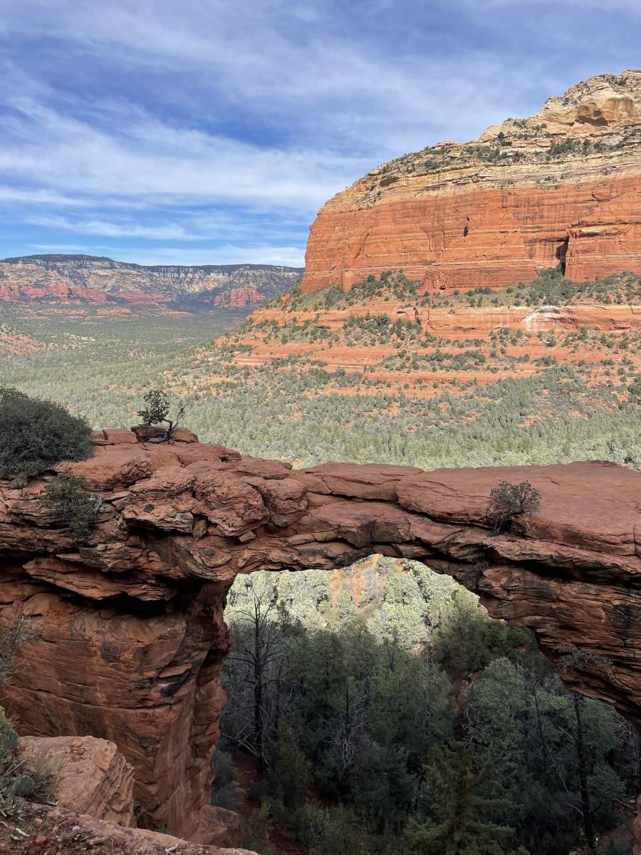 How To Hike Devils Bridge Sedona The Discoveries Of