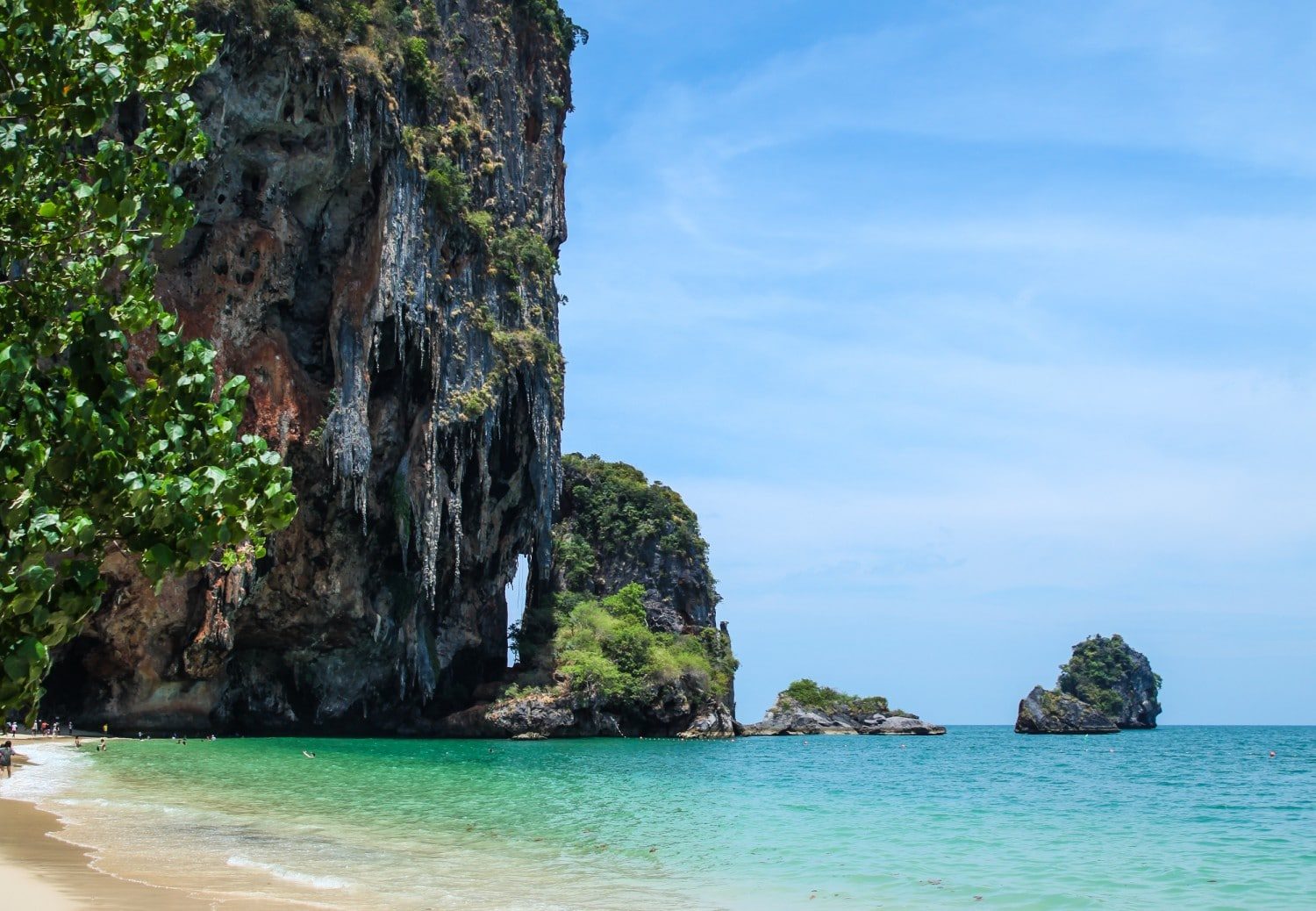 Railay Beach. Four awesome Southeast Asia travel itineraries I Photography I Itinerary I Landscape I Food I Architecture I Laos I Thailand I Cambodia I Myanmar I Malaysia I Vietnam. Read the full travel guide now #travel #backpacking