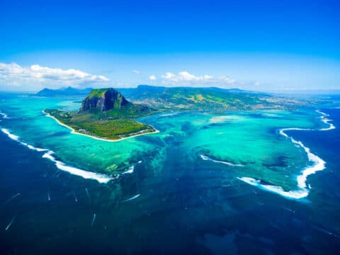 11 Stunning Waterfalls in Mauritius — The Discoveries Of