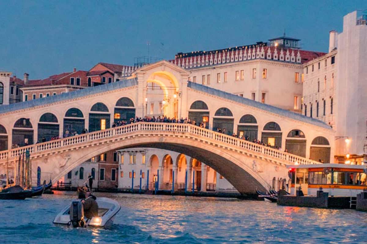 25 Incredible Venice Landmarks — The Discoveries Of